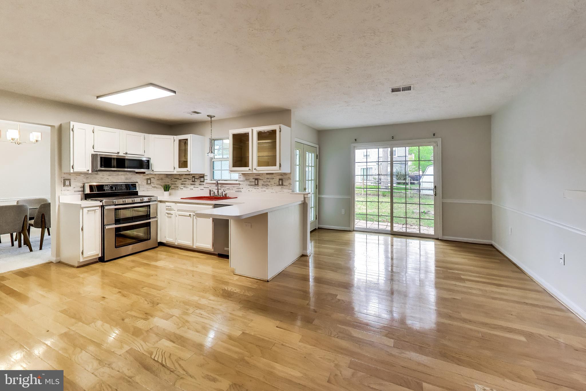 5202 STURGEON COURT