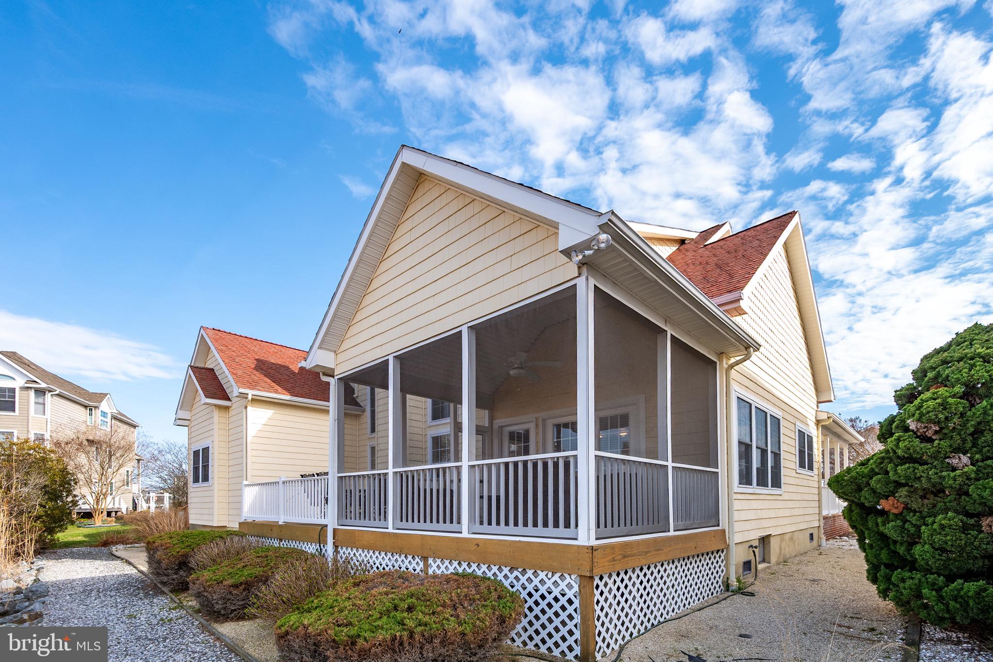 HERON HARBOUR - Residential