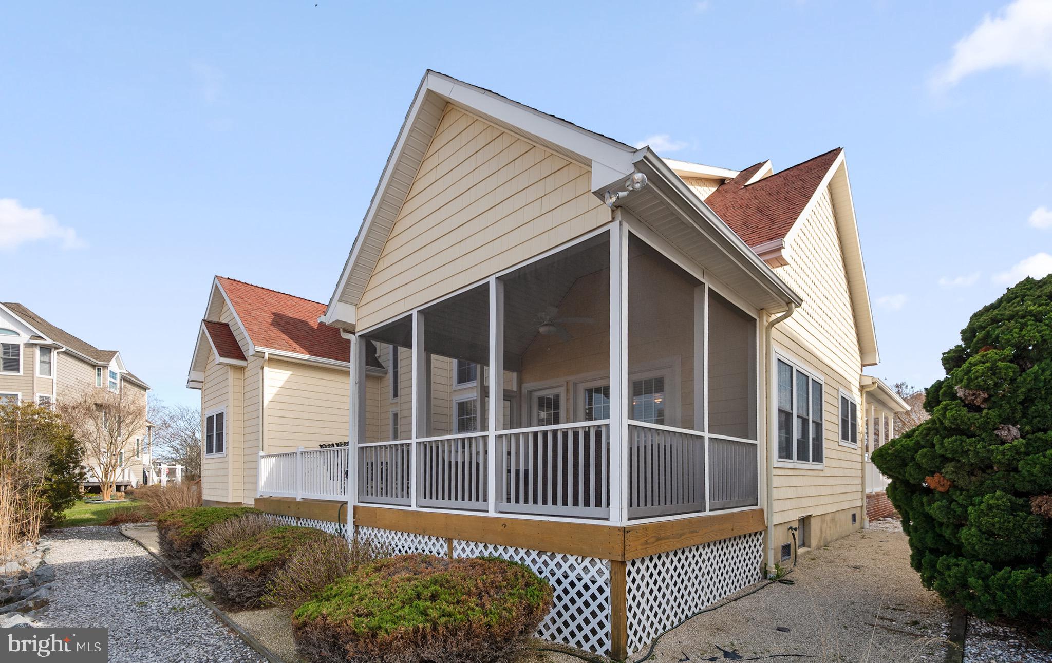 HERON HARBOUR - Residential