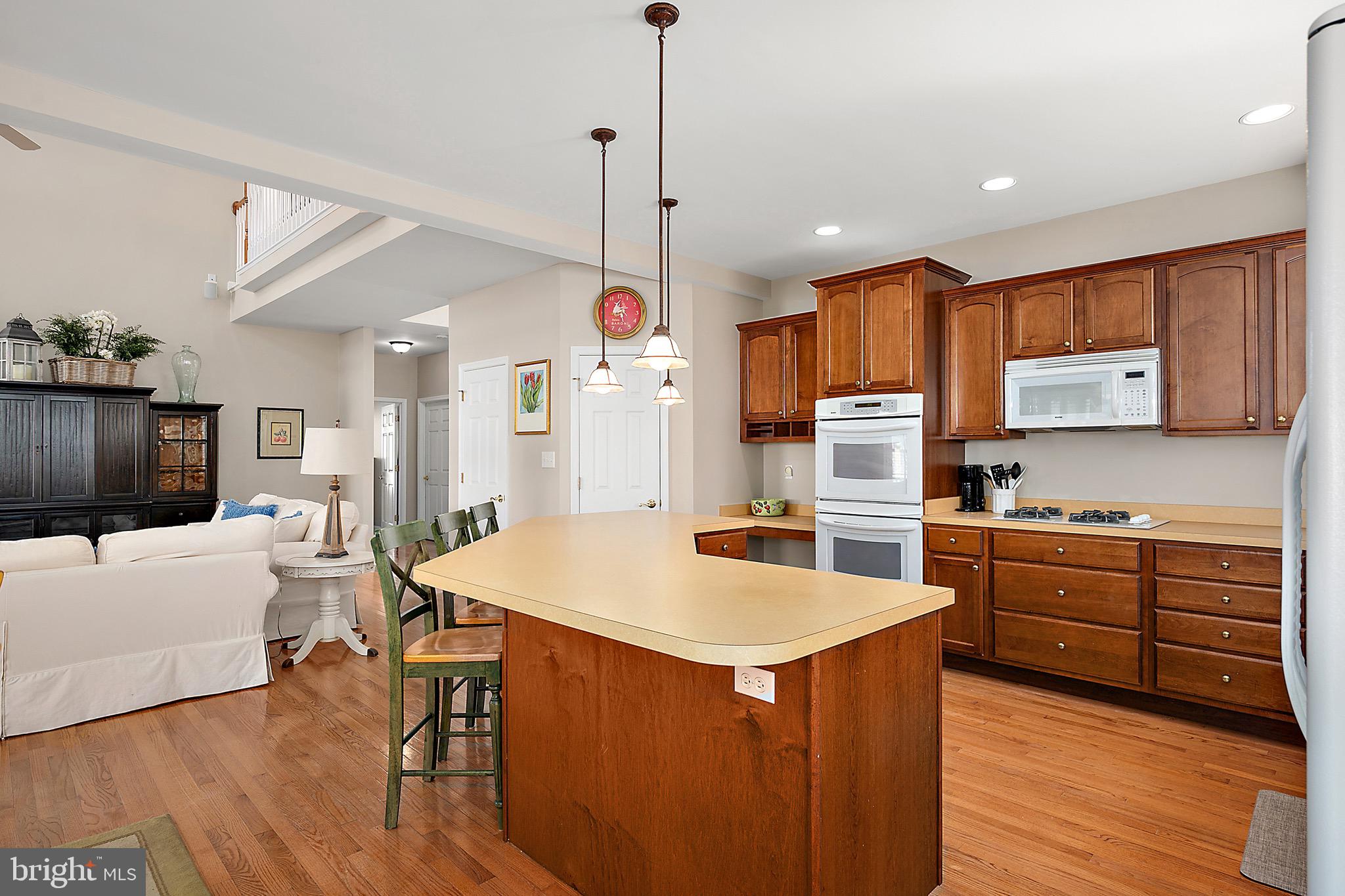 HERON HARBOUR - Residential