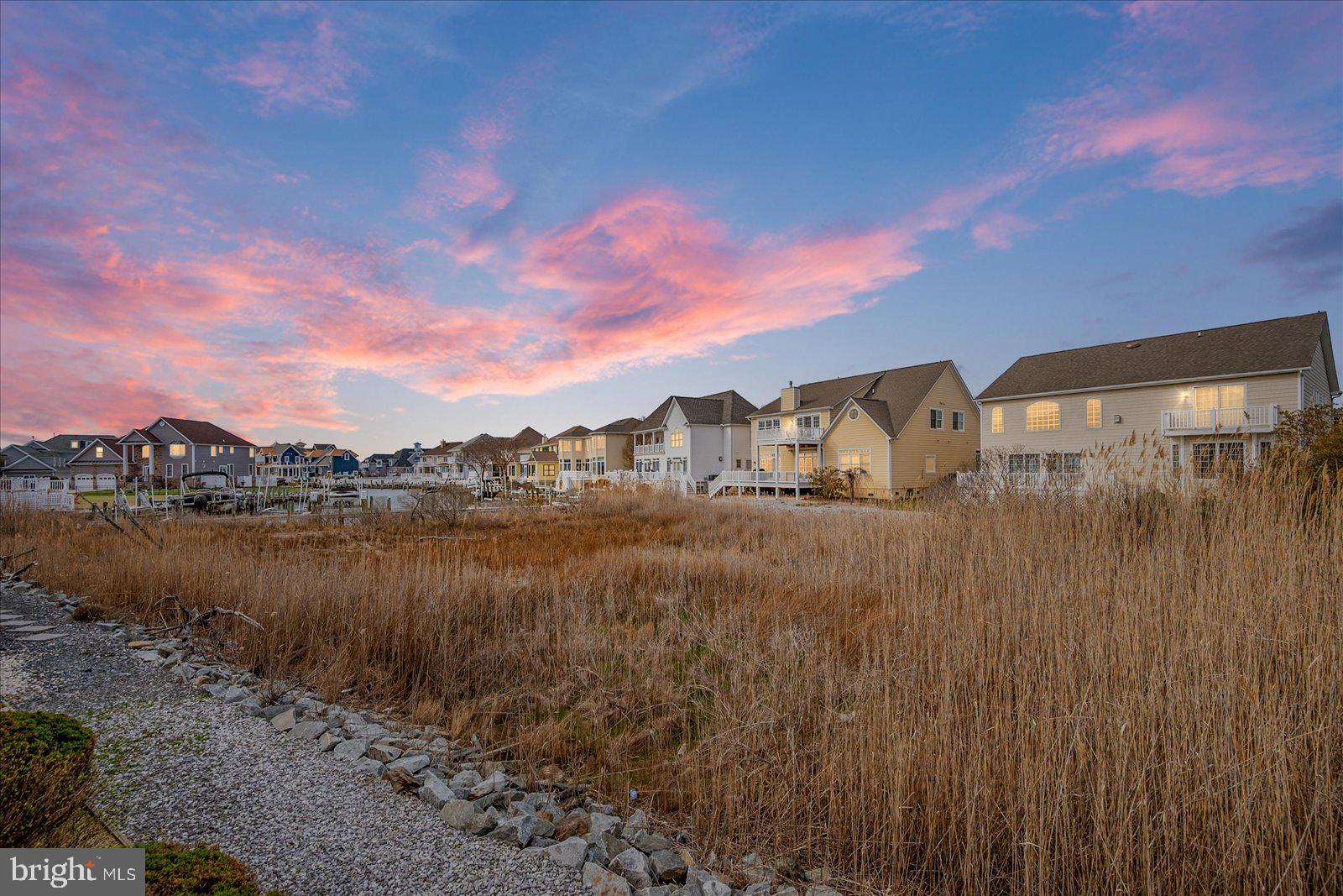 HERON HARBOUR - Residential