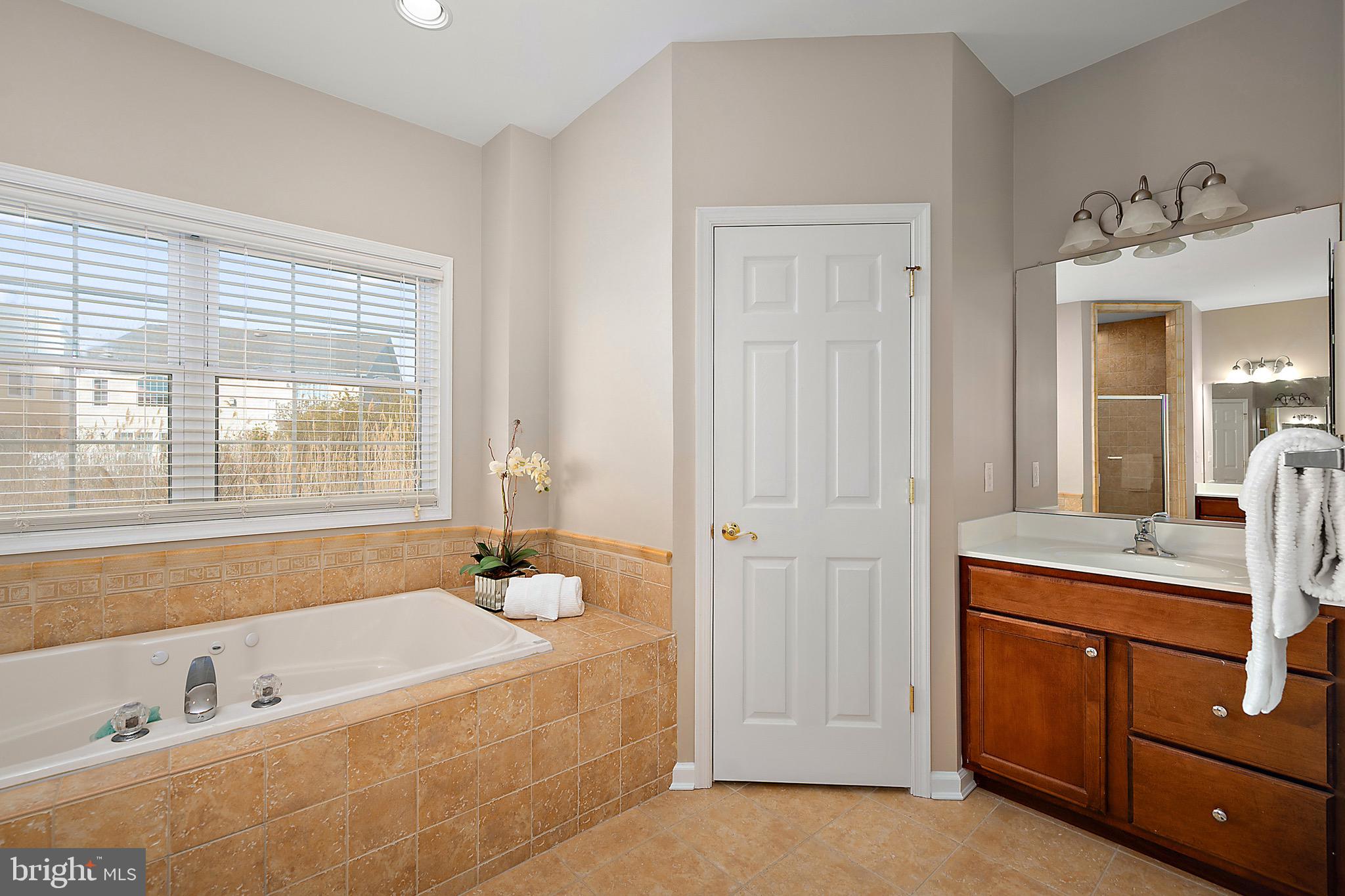 HERON HARBOUR - Residential