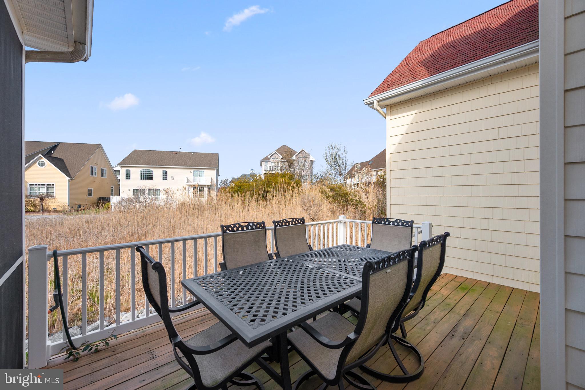 HERON HARBOUR - Residential