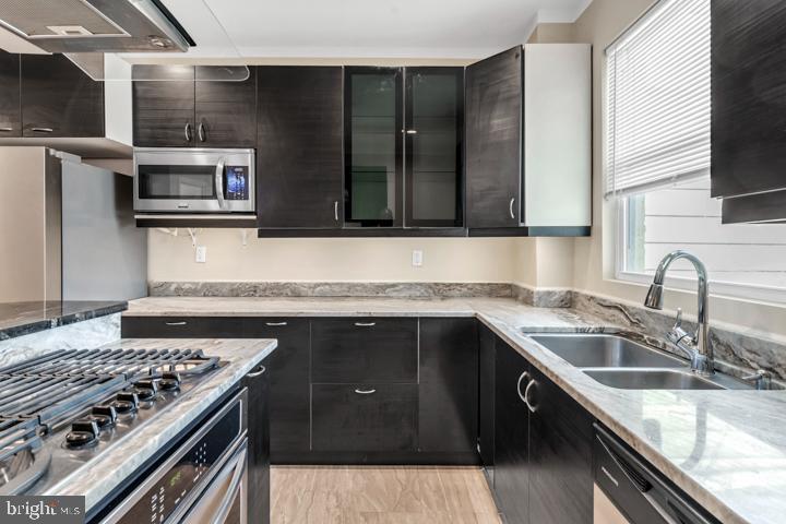 HIGHLANDTOWN - Residential