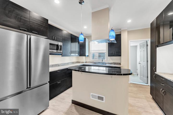 HIGHLANDTOWN - Residential