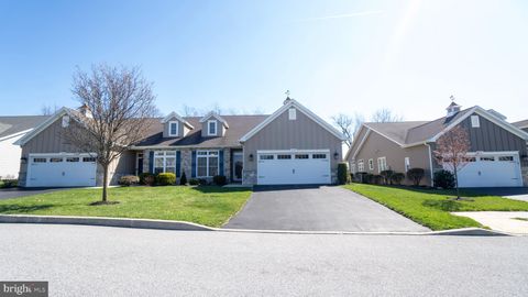Townhouse For Sale - 6210 Rivendale Court<br/> Cumberland County, MECHANICSBURG, PA 17050