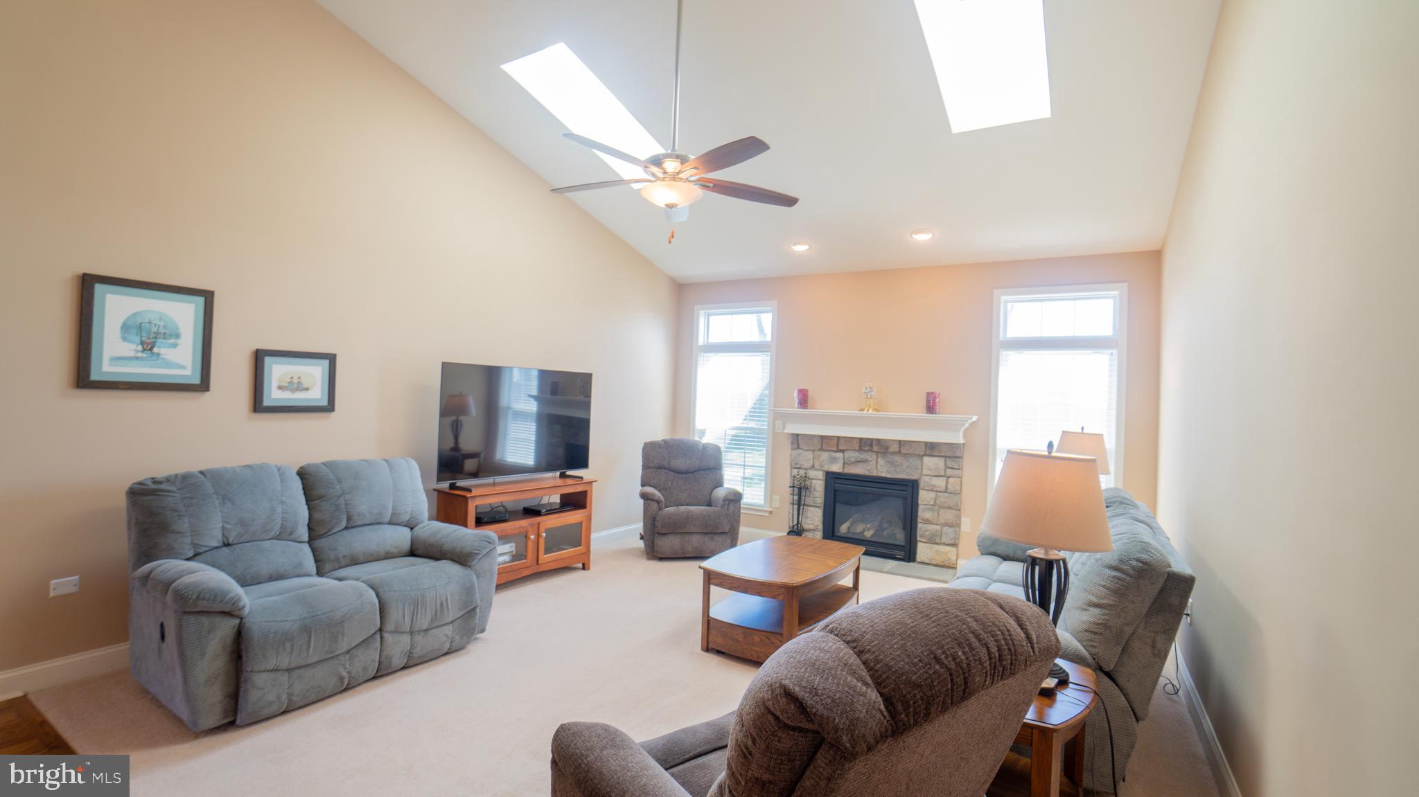 6210 RIVENDALE COURT