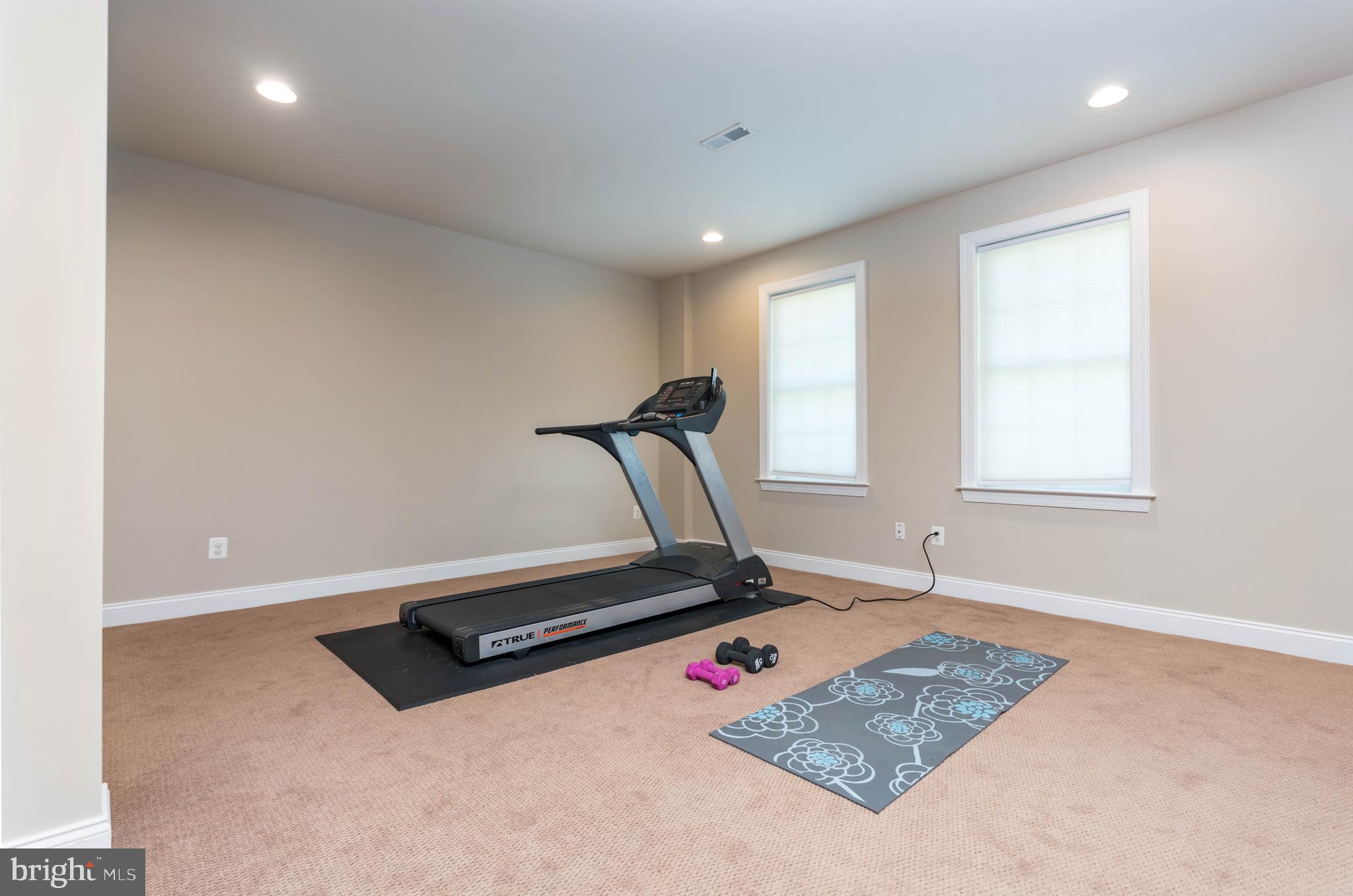 DOMINION VALLEY COUNTRY CLUB - Residential