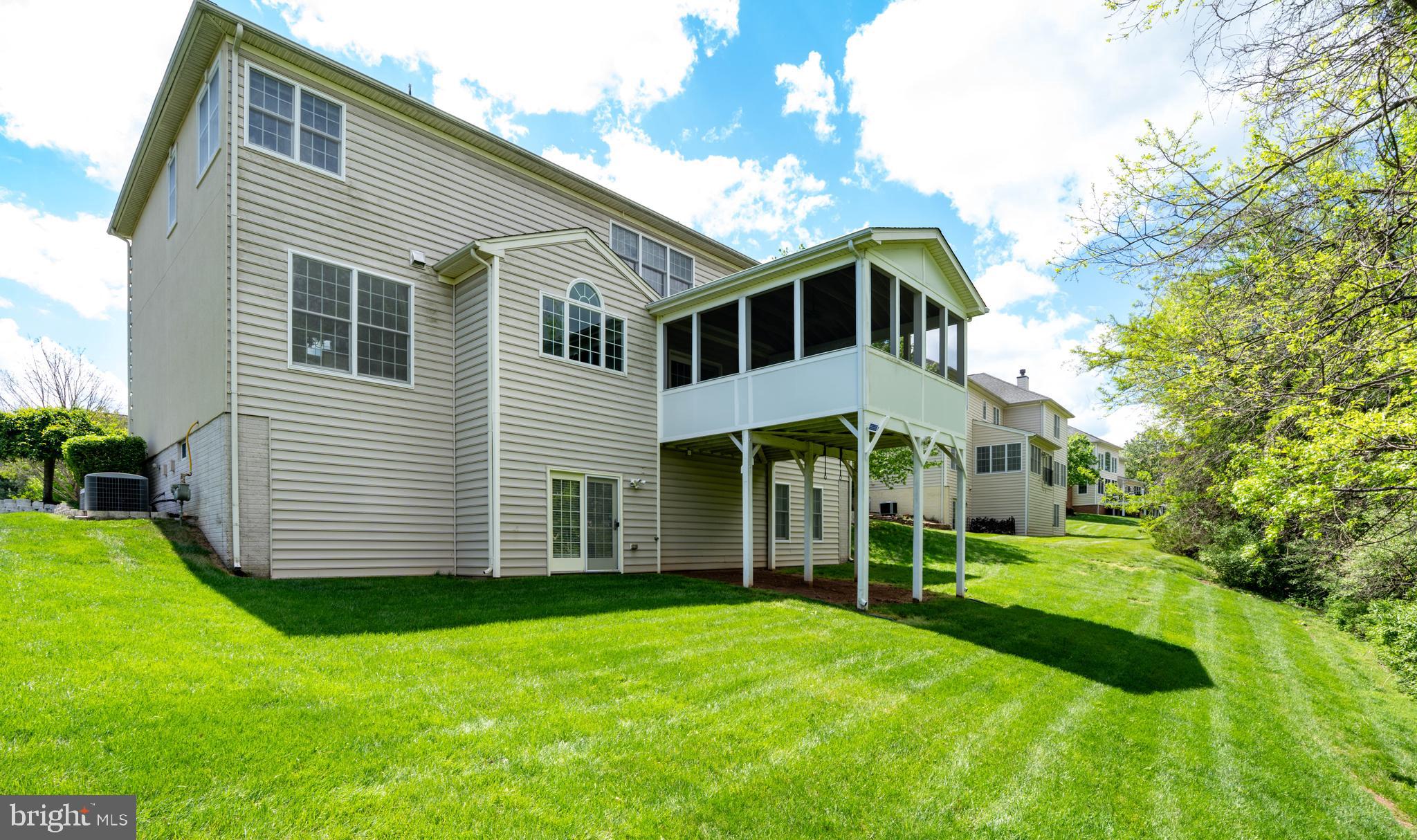 DOMINION VALLEY COUNTRY CLUB - Residential