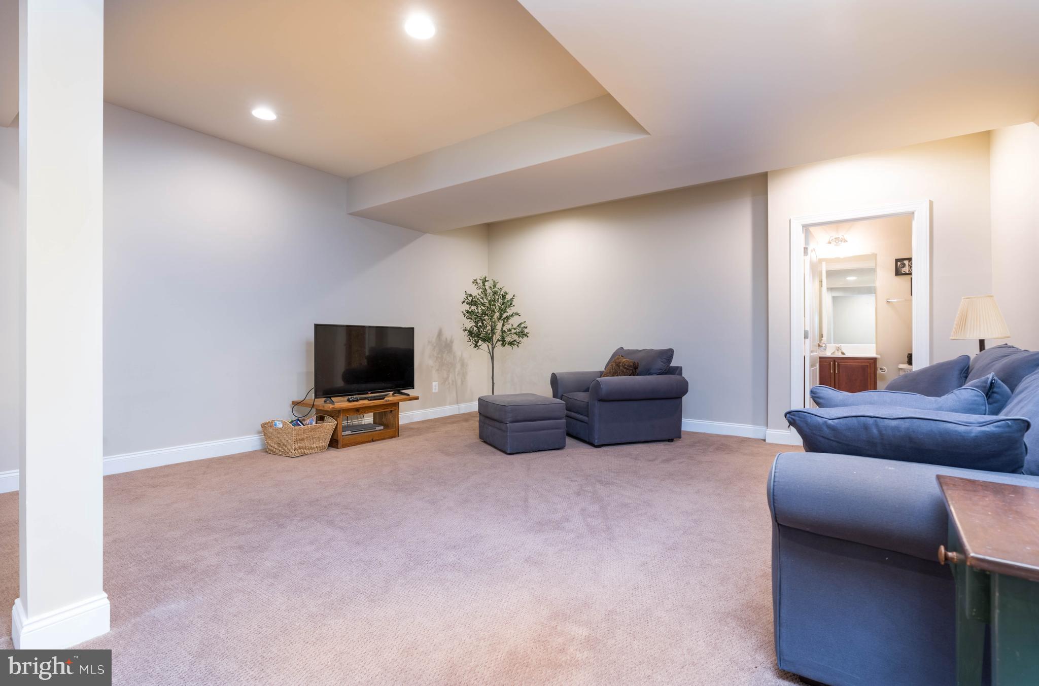 DOMINION VALLEY COUNTRY CLUB - Residential