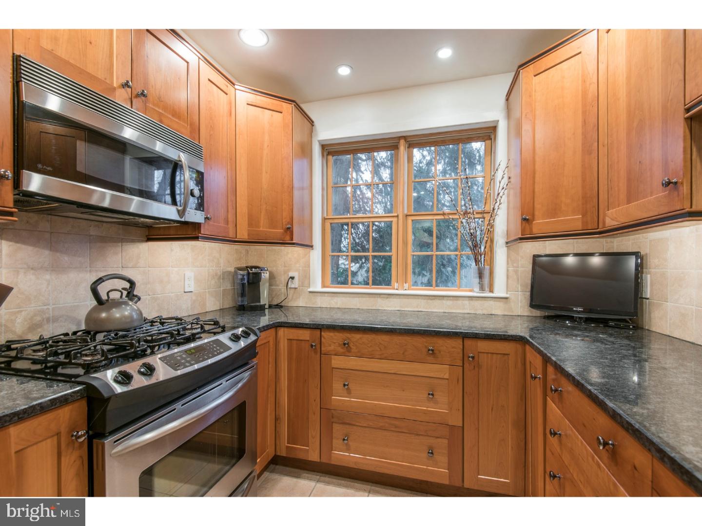 ELKINS PARK - Residential
