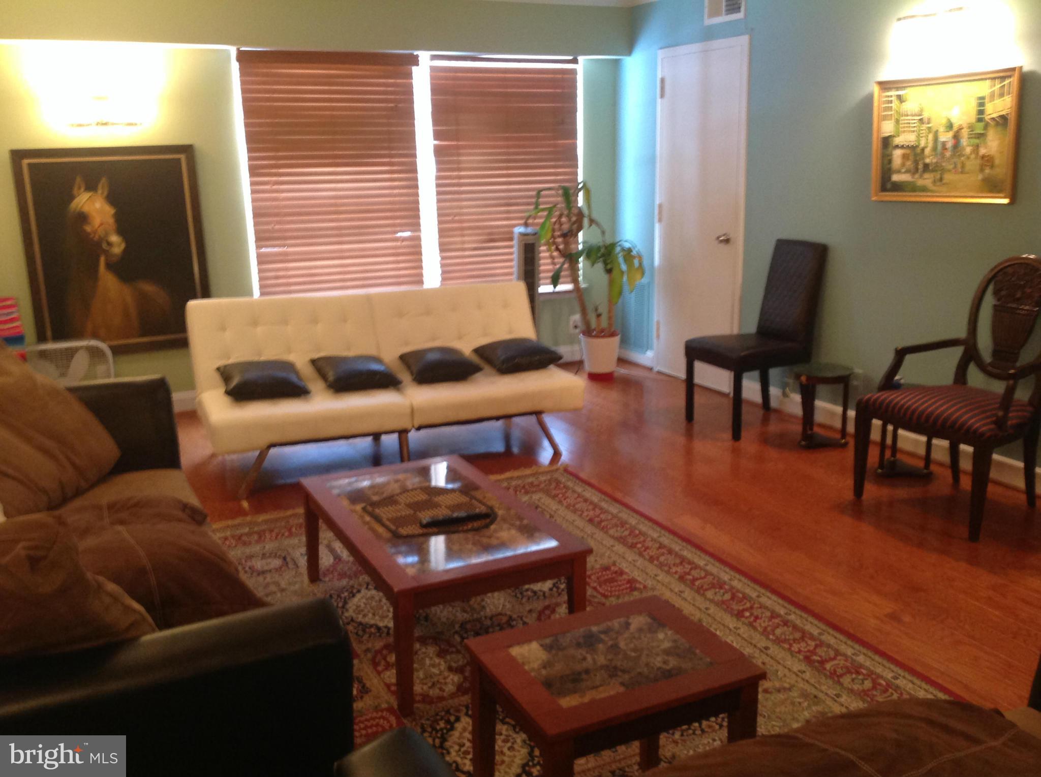 THE COLONIES - Residential Lease