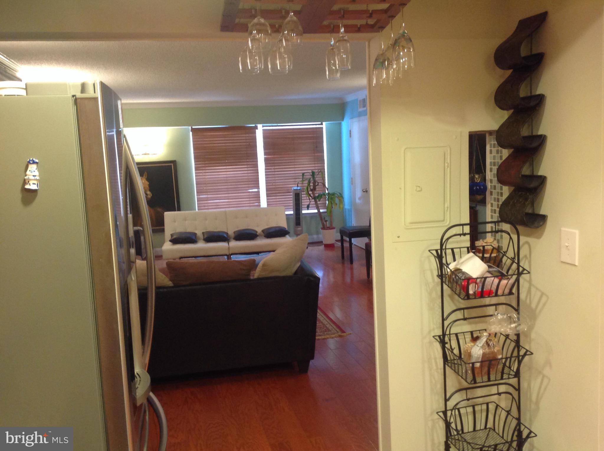 THE COLONIES - Residential Lease