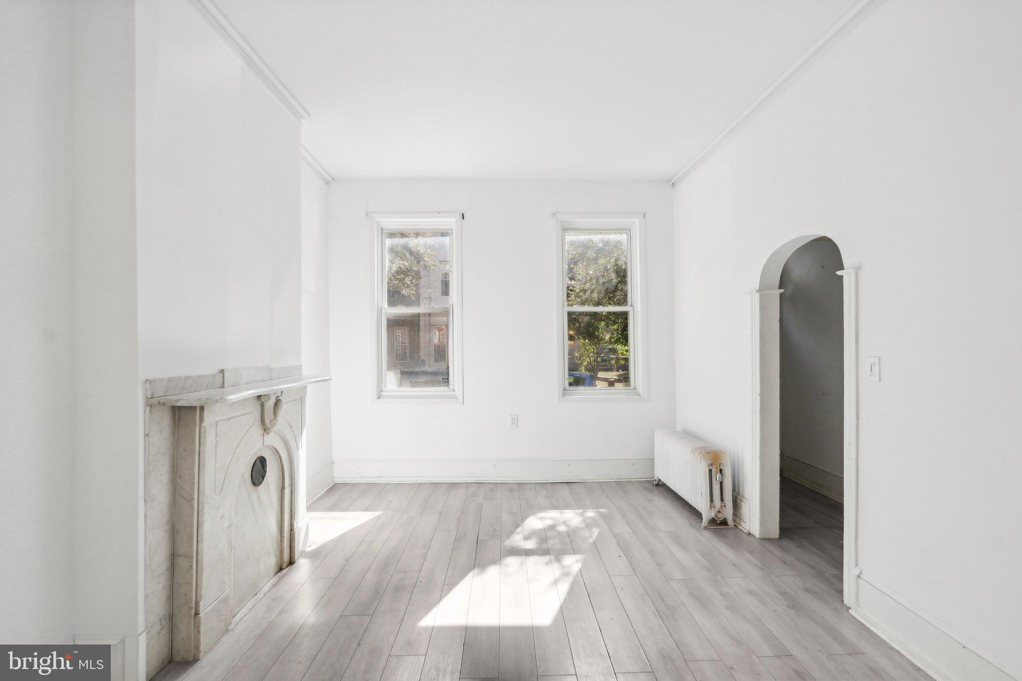 2536 EMERALD STREET 2538