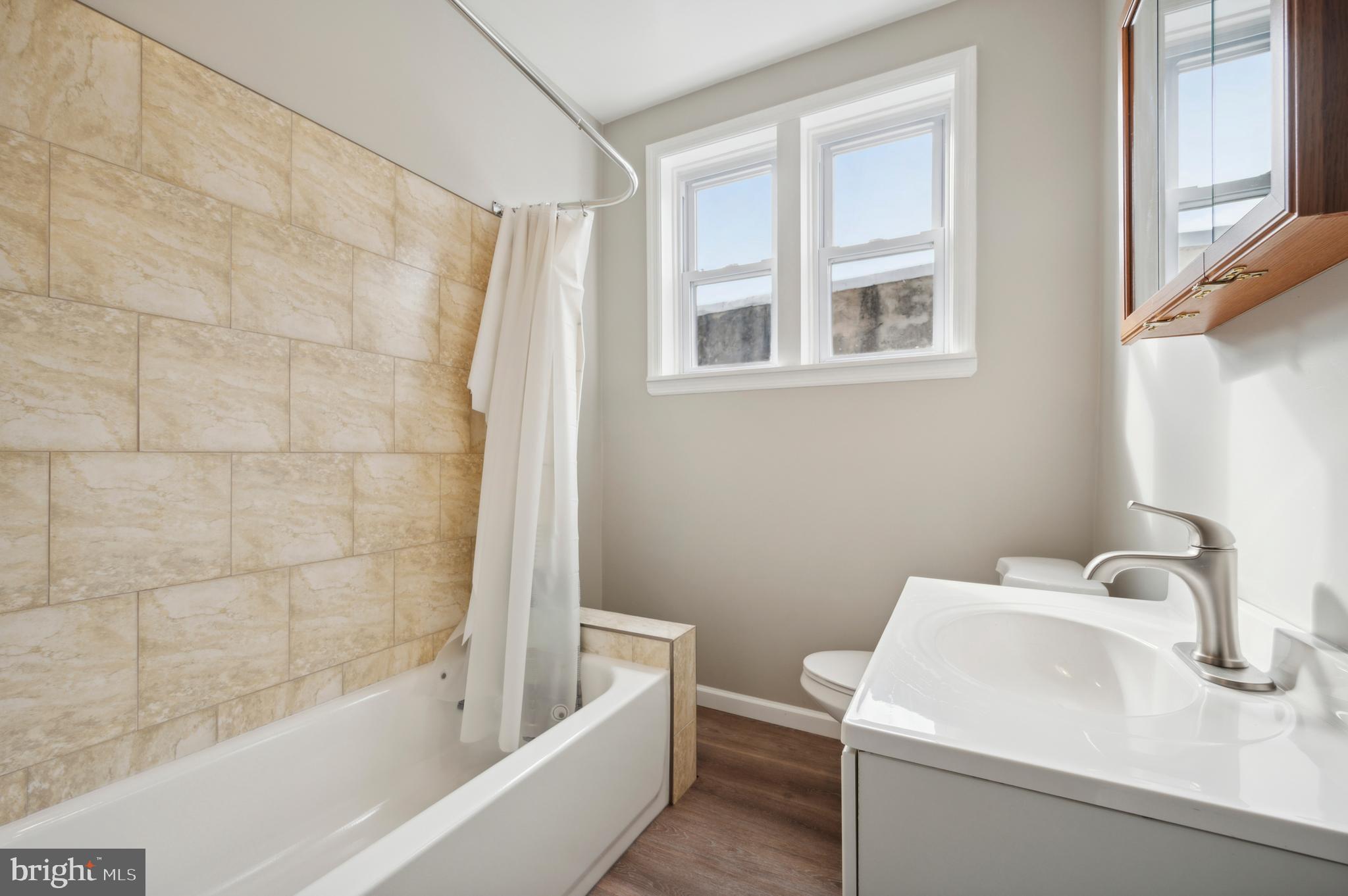 COBBS CREEK - Residential