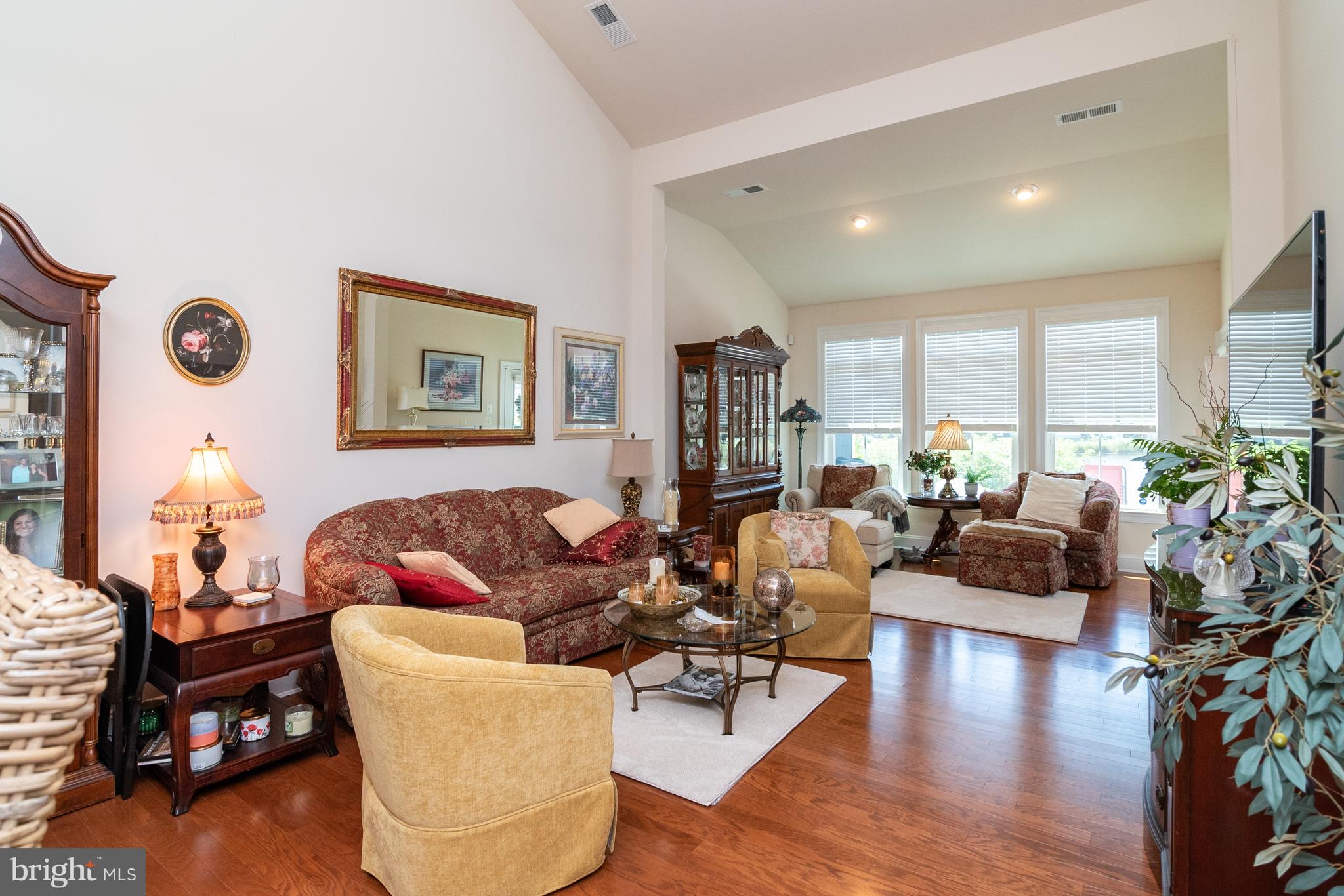 BAYSIDE - Residential