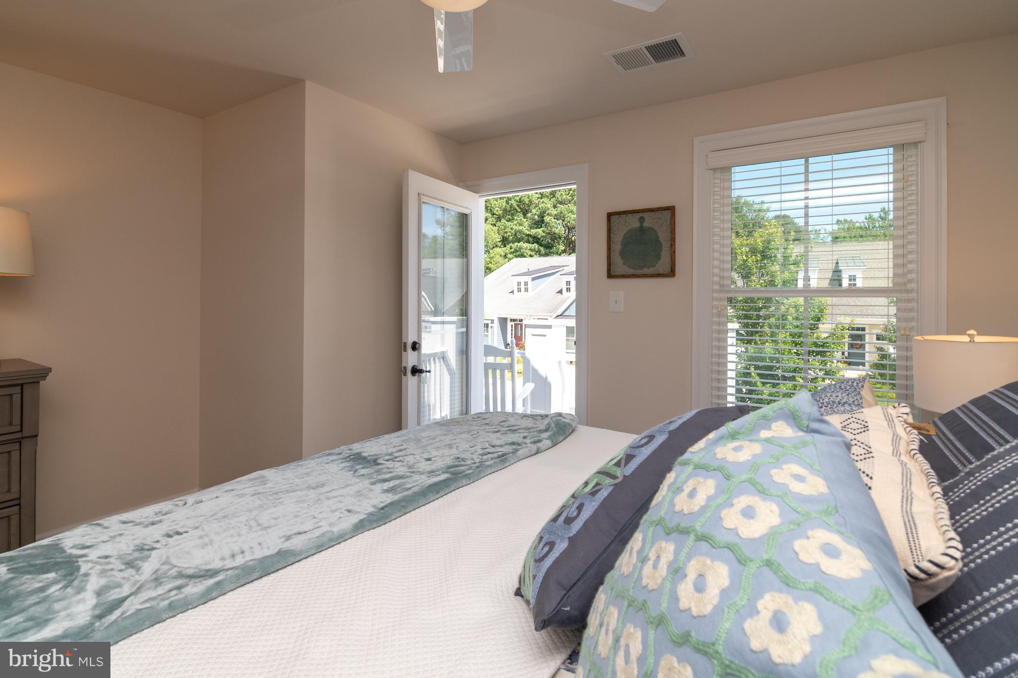 BAYSIDE - Residential