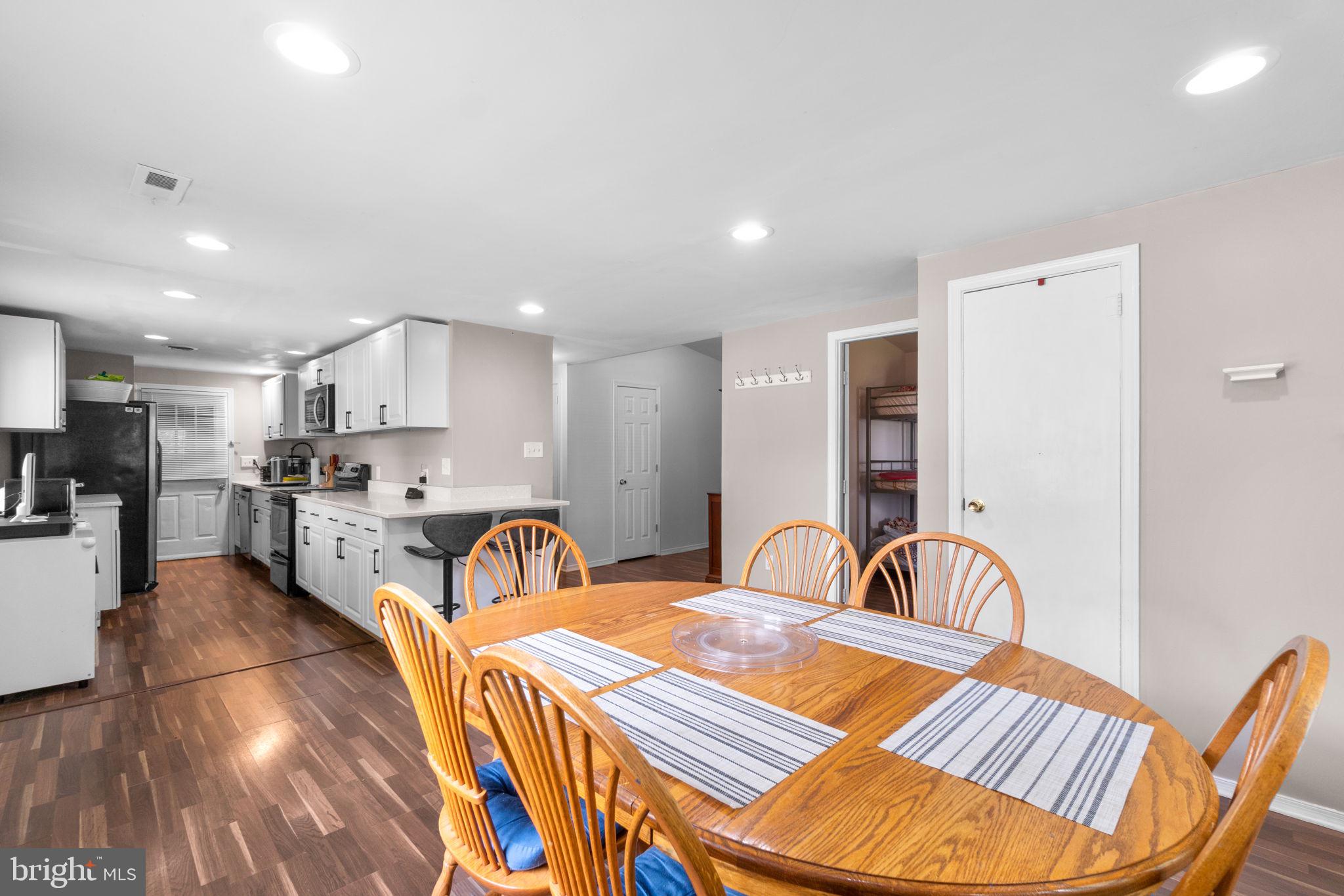 9301 GRANITE CIRCLE