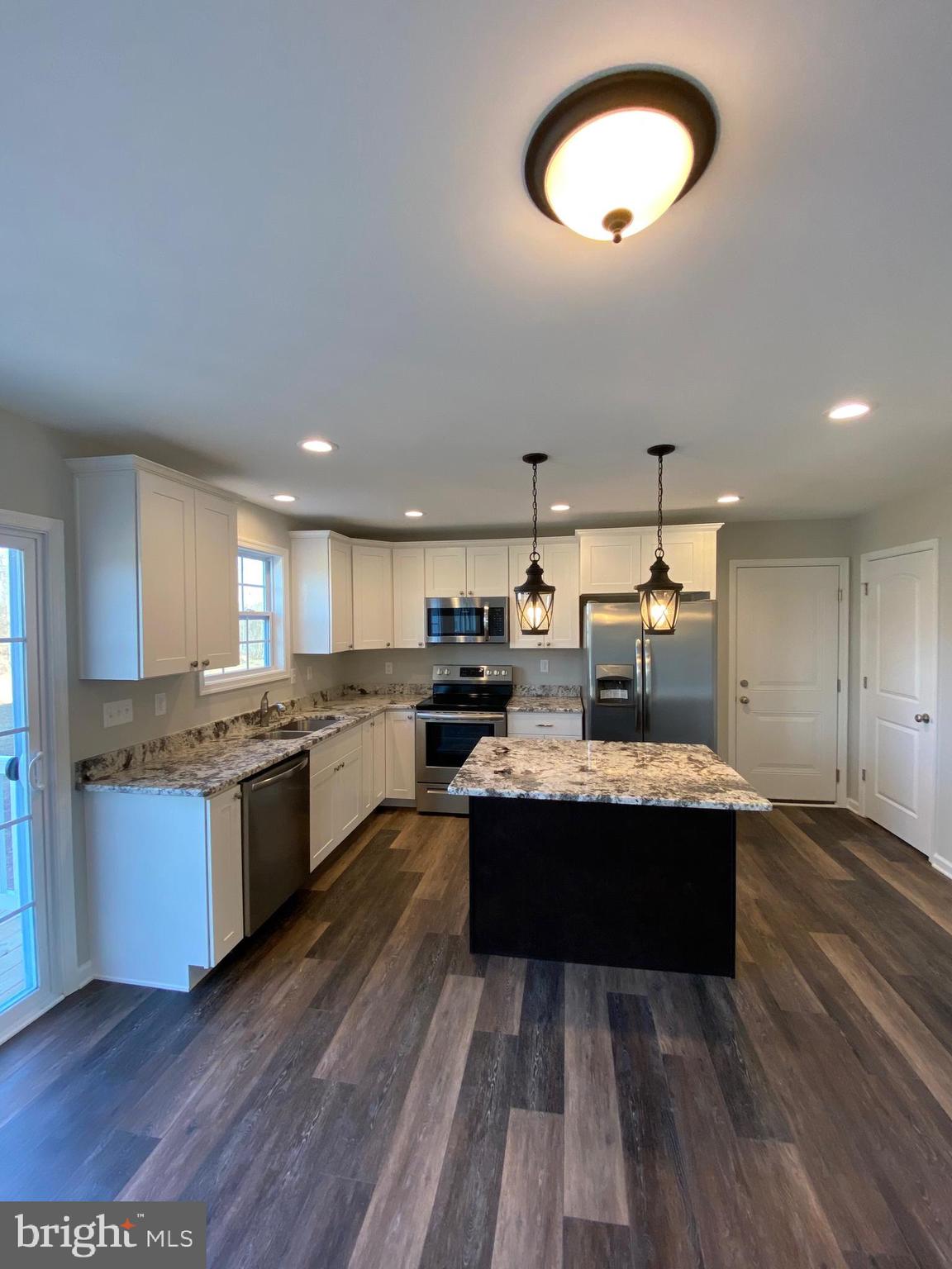 PRENTISS POINT - Residential