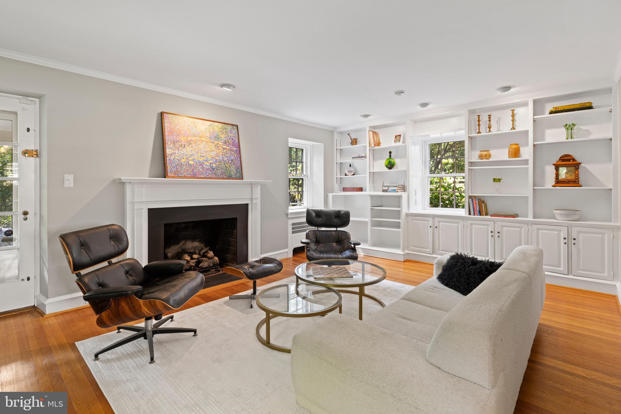 EAST FALLS - Residential