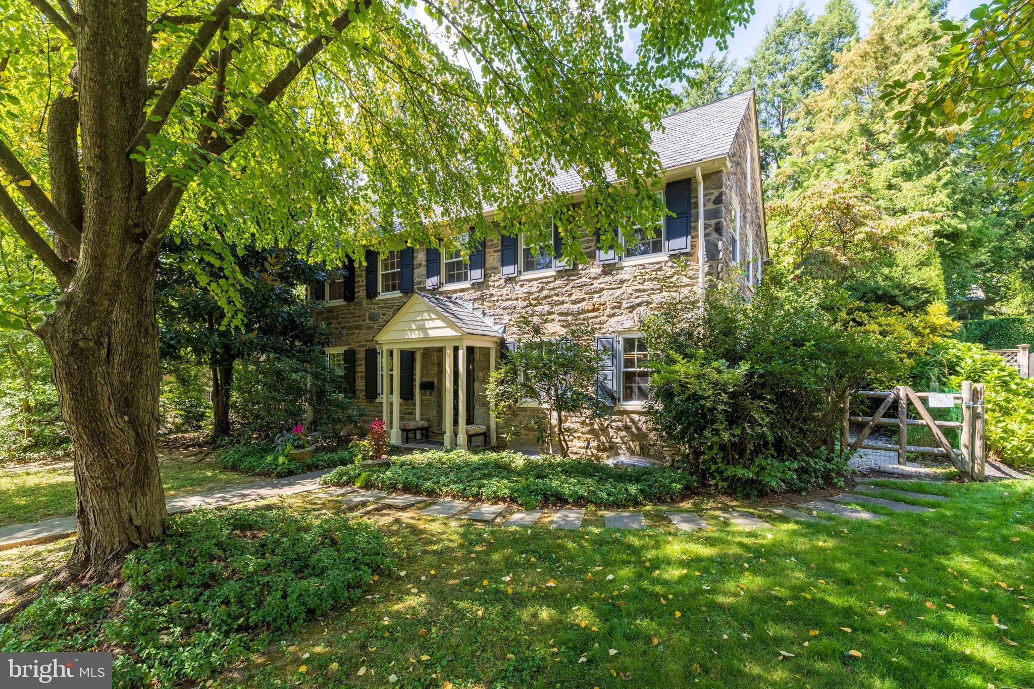 EAST FALLS - Residential