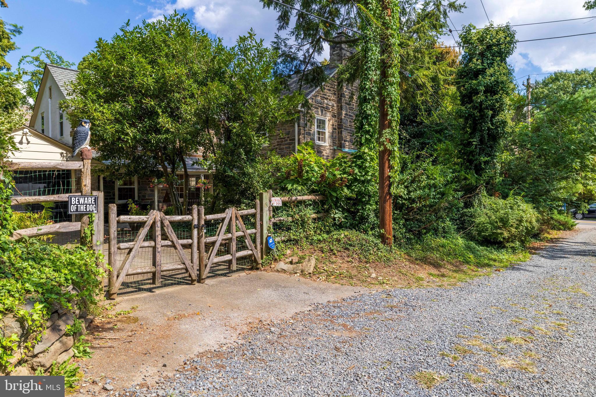 EAST FALLS - Residential