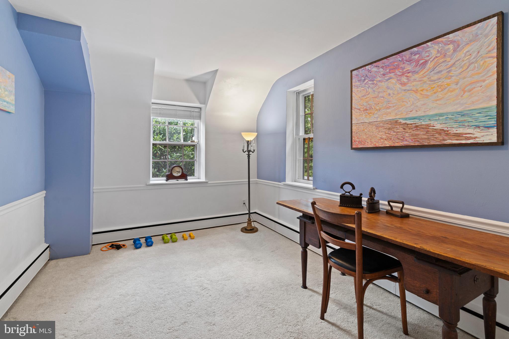 EAST FALLS - Residential