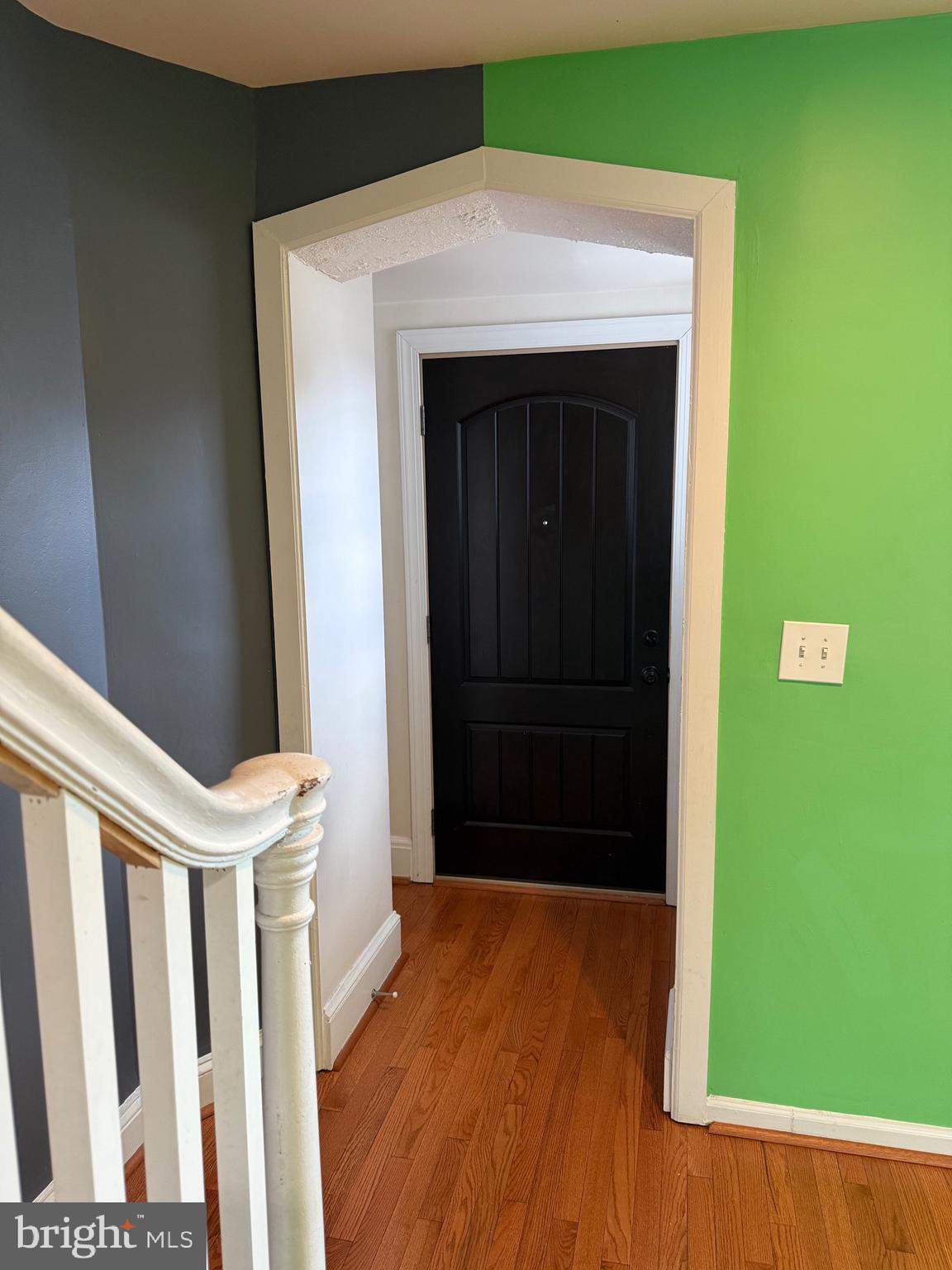 DUNDALK MANOR - Residential Lease