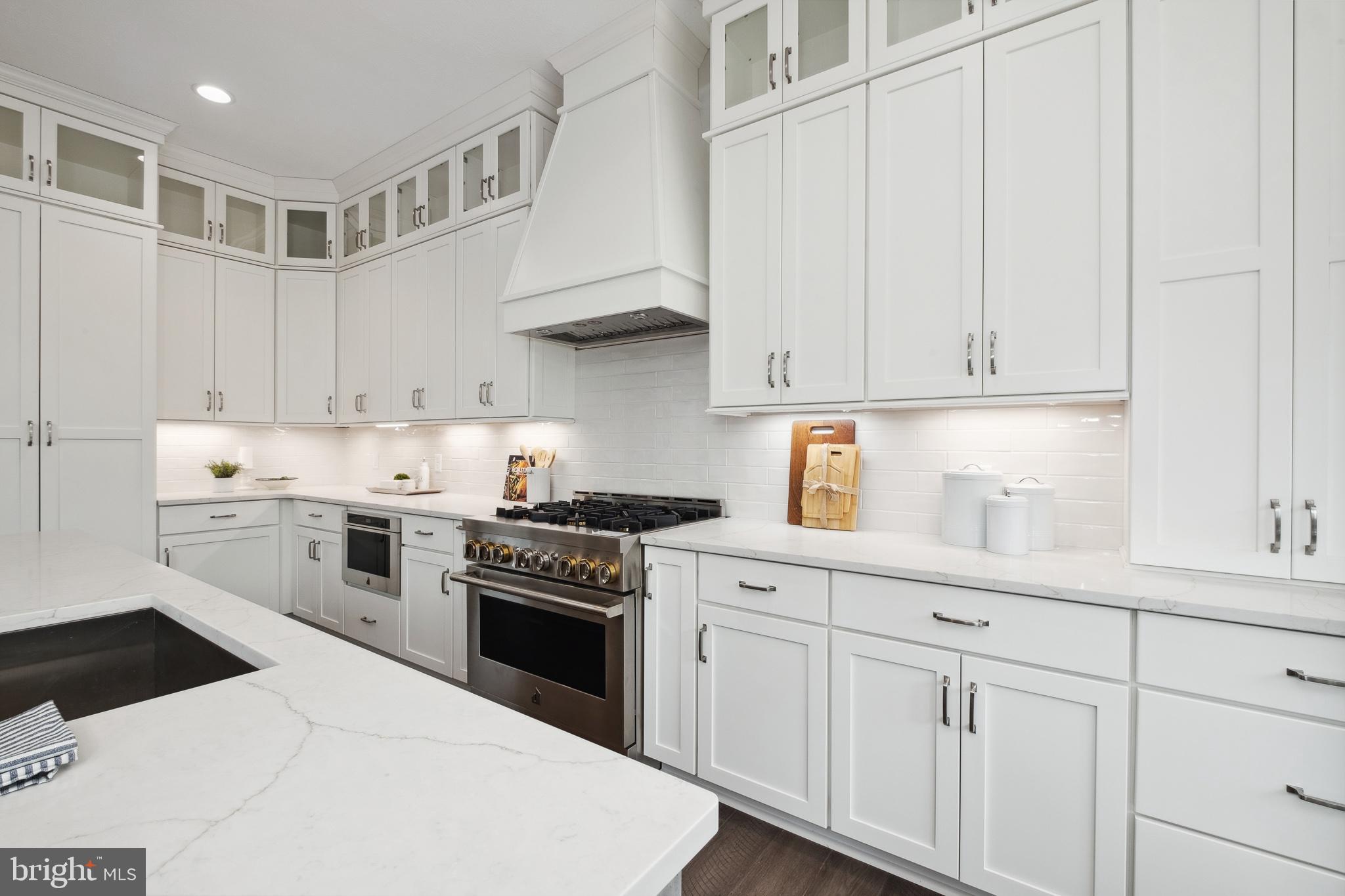 CEDAR VIEW - Residential