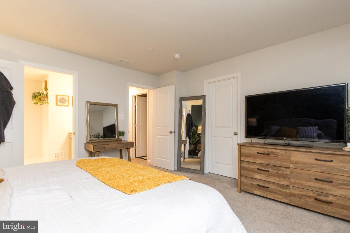 TALLYN RIDGE - Residential