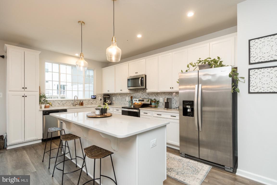 TALLYN RIDGE - Residential