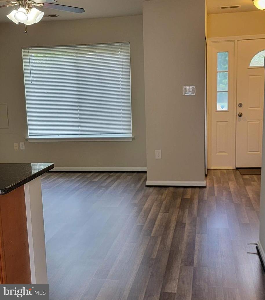 ST CHARLES HUNTINGTON - Residential Lease