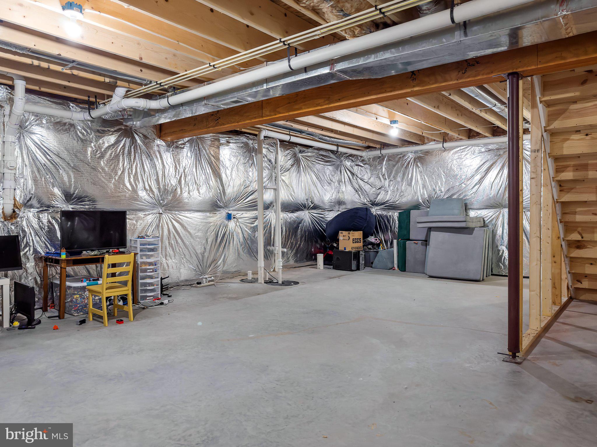 CLAYMONT CHASE - Residential