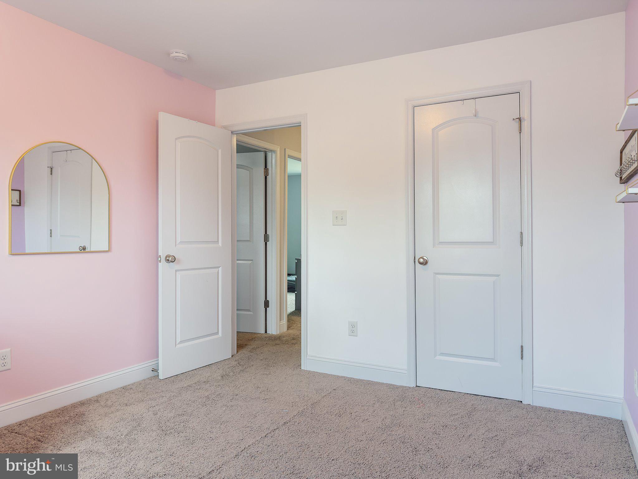 CLAYMONT CHASE - Residential