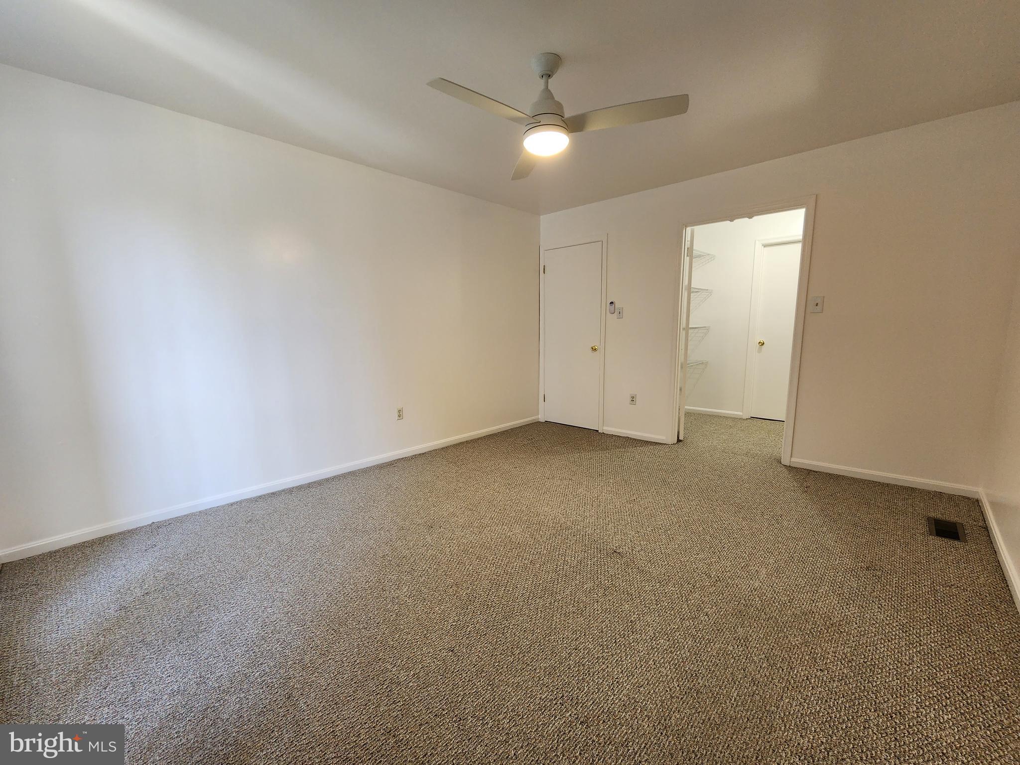 CARRIAGE HILL - Residential Lease