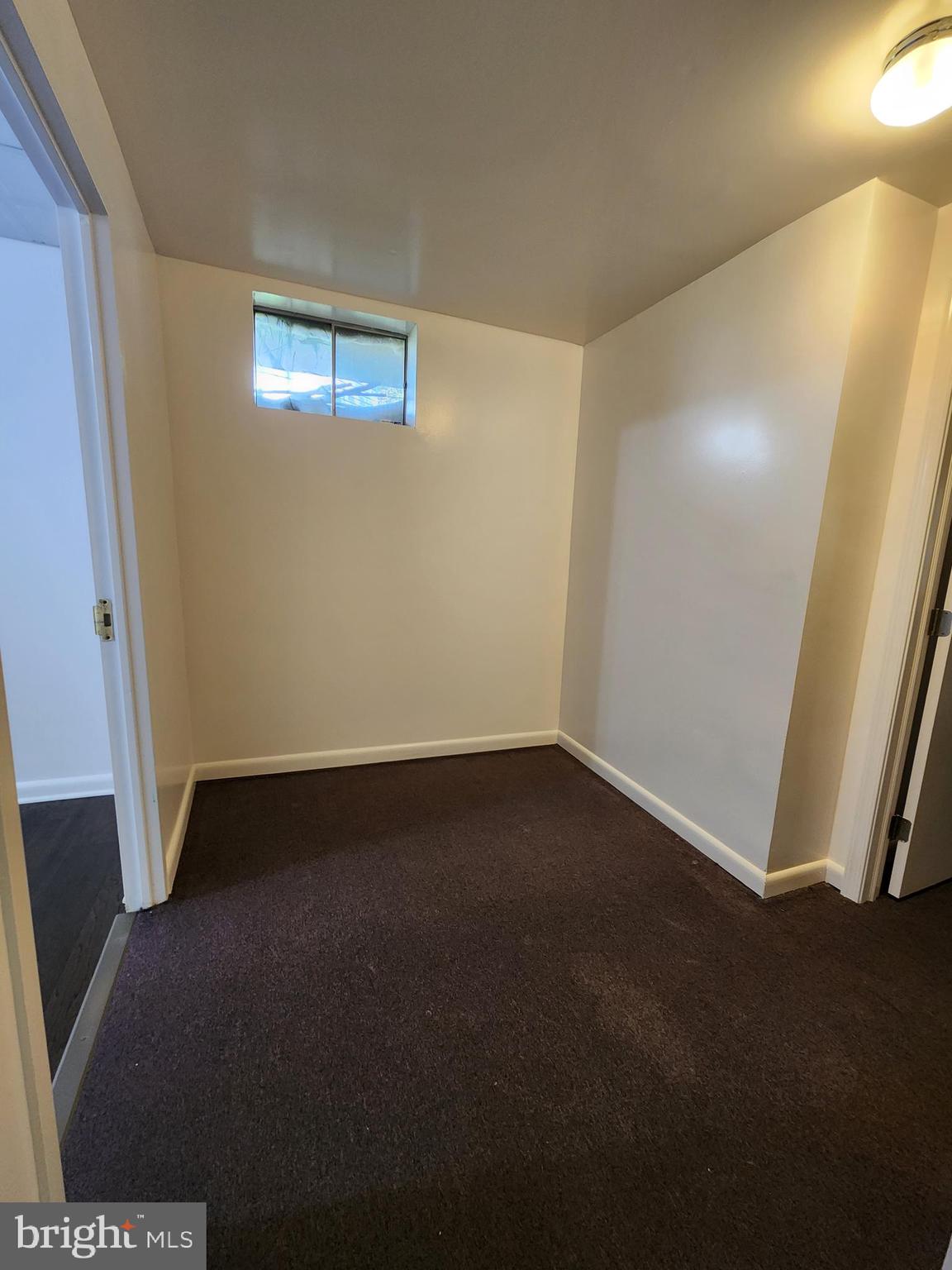 CARRIAGE HILL - Residential Lease