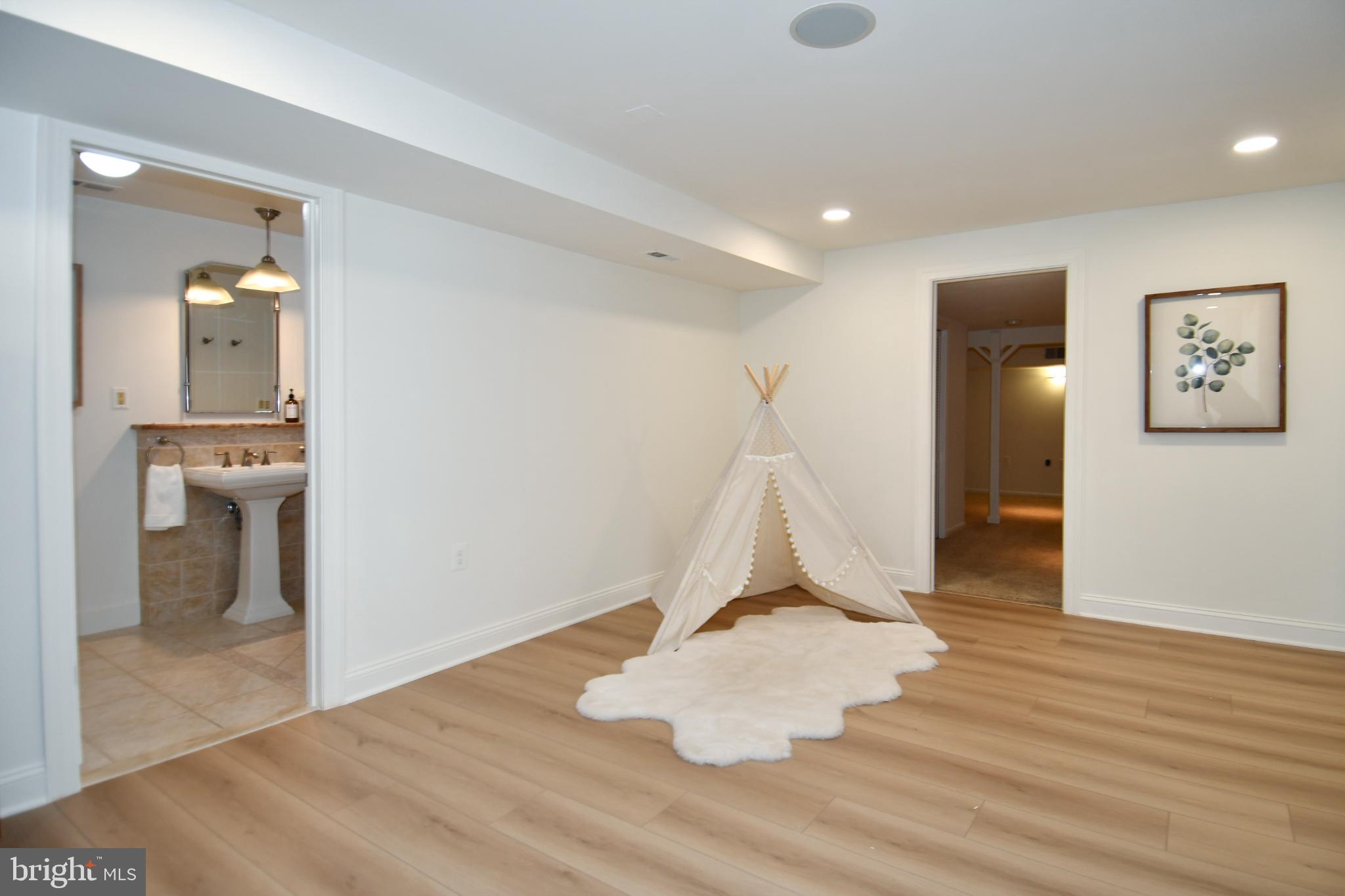 WAVERLY CROSSING - Residential