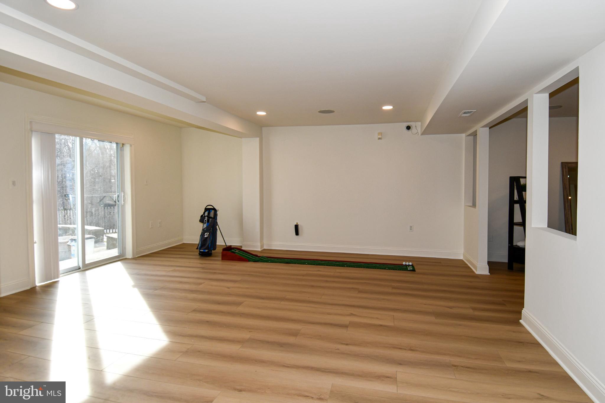 WAVERLY CROSSING - Residential