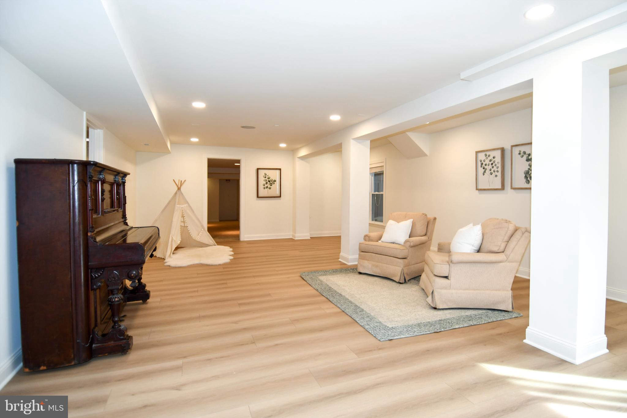 WAVERLY CROSSING - Residential