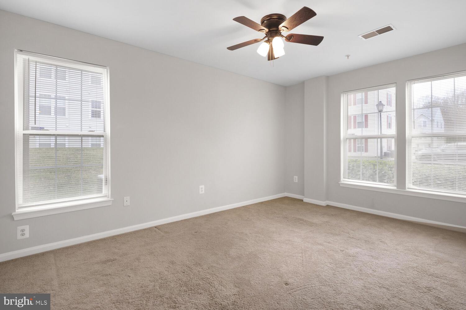 SOUTH MEADOWS - Residential