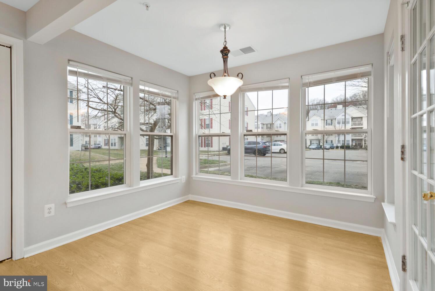 SOUTH MEADOWS - Residential