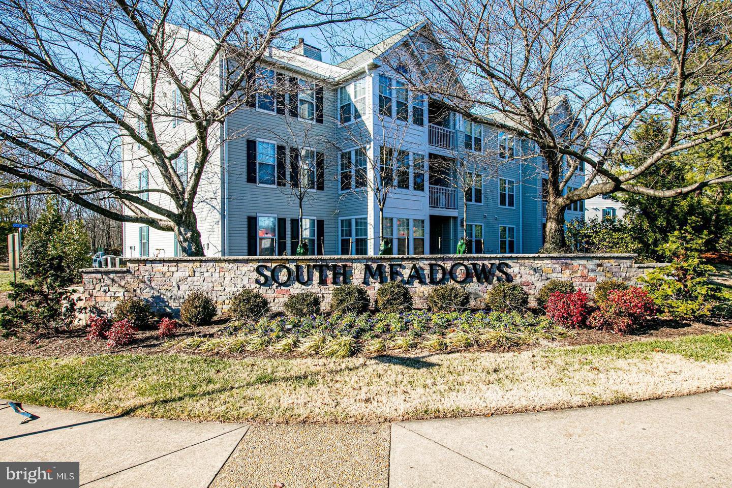 SOUTH MEADOWS - Residential