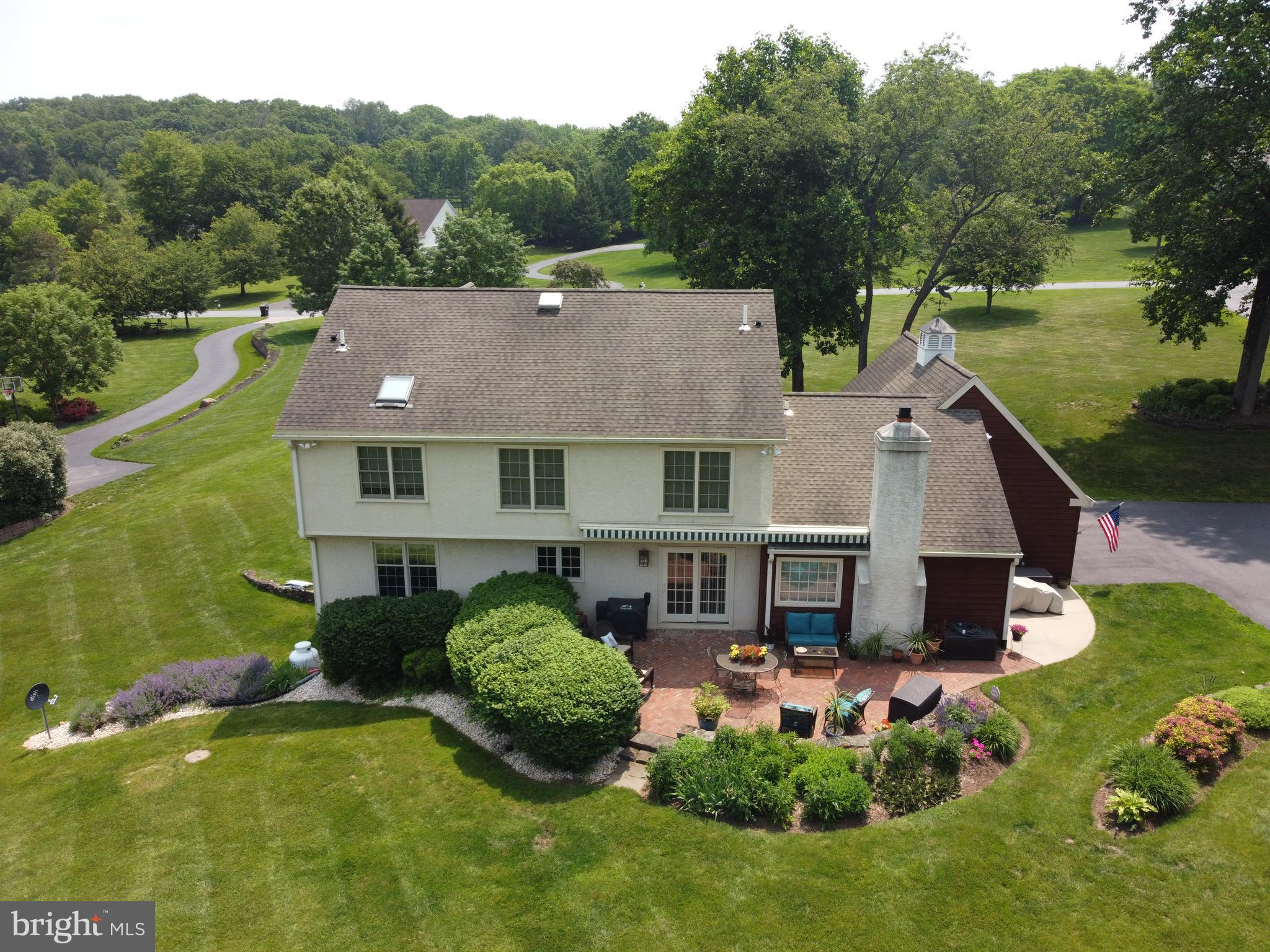 10 HERSHEY DRIVE