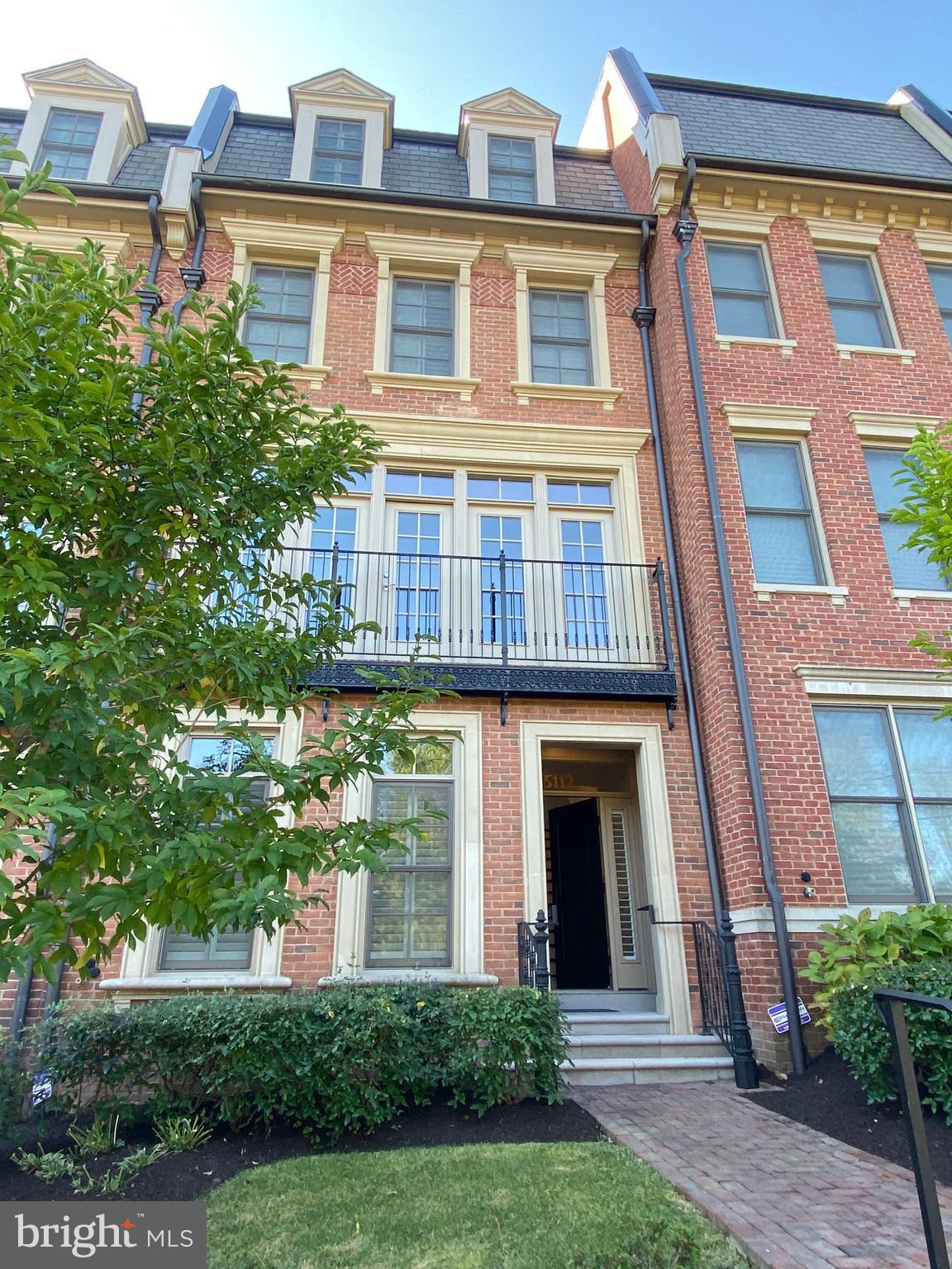 SYMPHONY PARK - Residential Lease