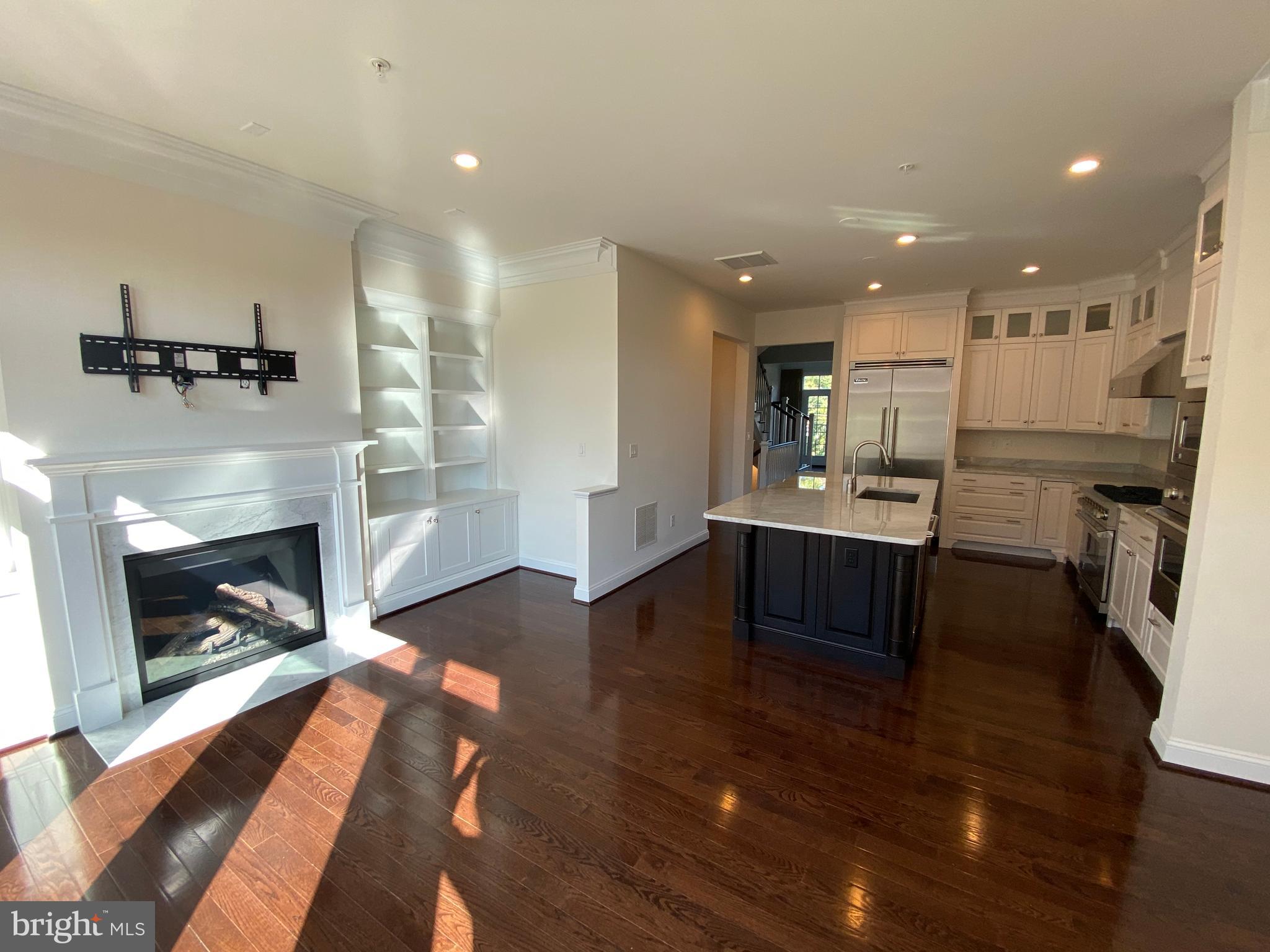 SYMPHONY PARK - Residential Lease