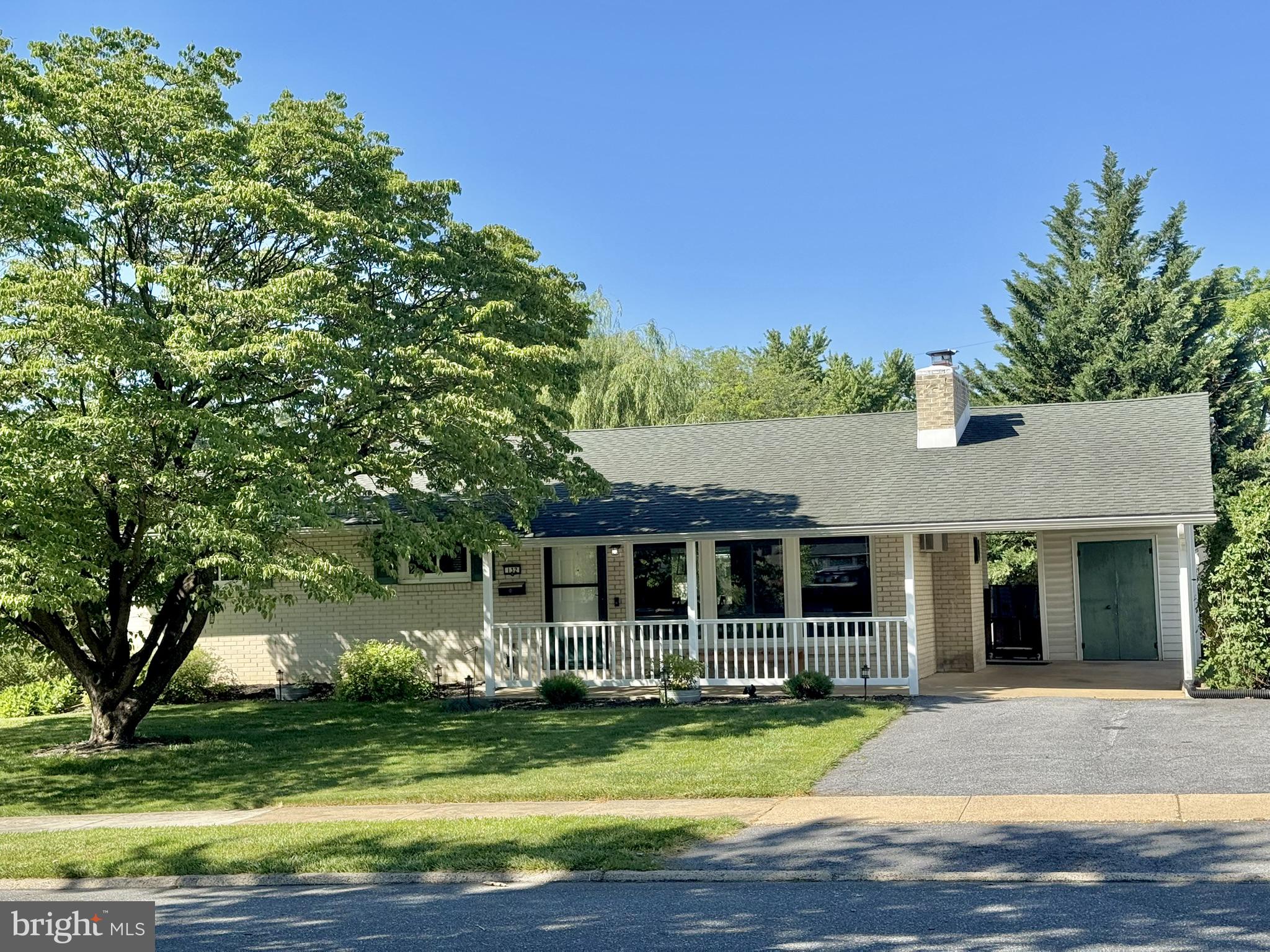 132 YORKSHIRE DRIVE