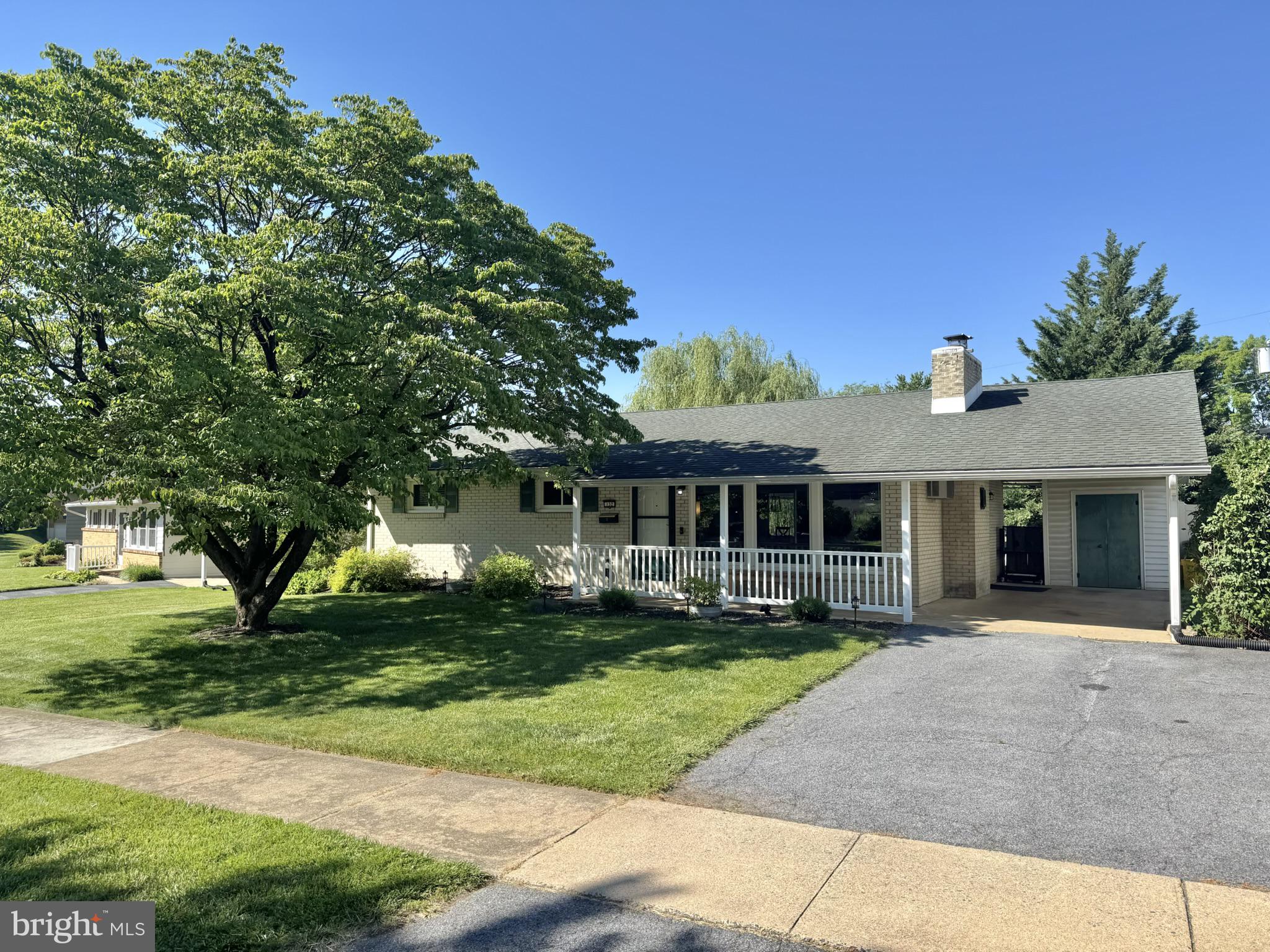 132 YORKSHIRE DRIVE
