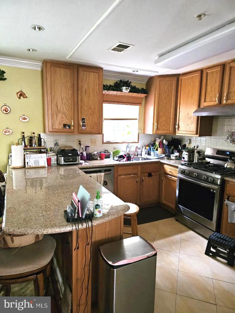 BRINKLEY PARK TOWN - Residential