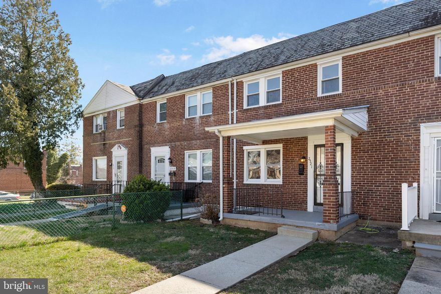 Great opportunity to own a beautiful fully renovated  home that has been tastefully designed with modern fixtures, finishes and amenities! Enjoy open concept living with sun streaming in throughout the day across the new laminate flooring in the living and dining rooms to the brand new kitchen!  A great space for entertaining with a breakfast island with double sink, granite countertops and stainless steel appliances.  Upstairs all 3 bedrooms have brand new carpeting, and there is a full bathroom.. The lower level has been water locked and has recessed lighting, and a brand new half bath,   The entire house has new paint and trim, and a new HWH and HVAC were installed in 2022. Outside off the kitchen enjoy hosting summer barbecues with family and friends in the fenced in yard.  Conveniently located near shops, dining, and commuter routes. Schedule your tour today!