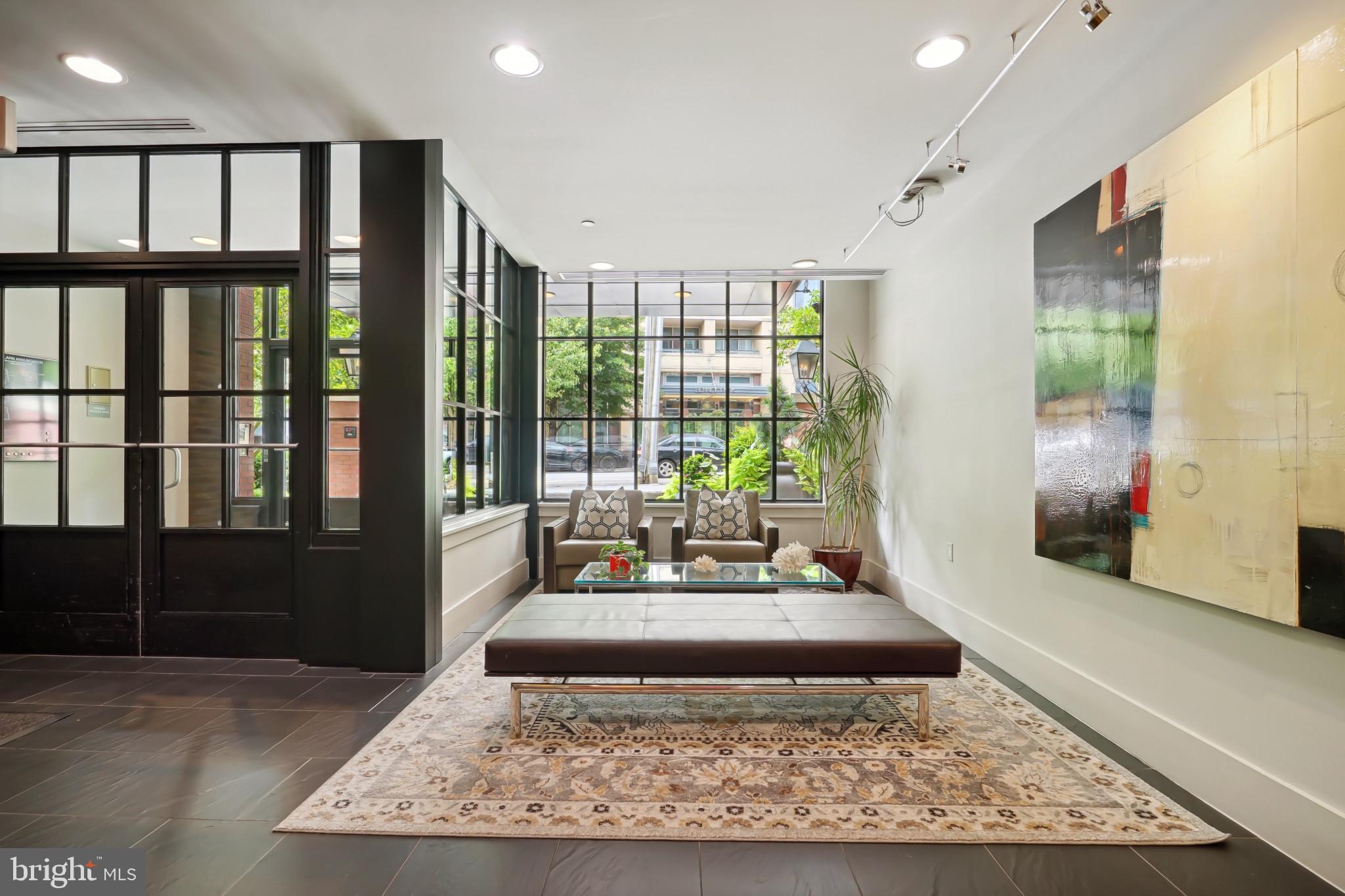 RADNOR - FORT MYER HEIGHTS - Residential